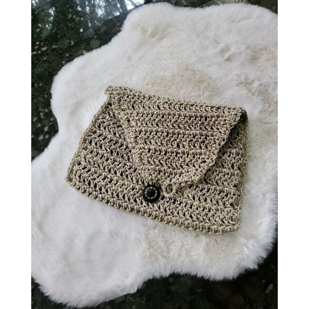 Vintage Rare Crochet Clutch Button‎ Tan Purse 7.5x 10.5" Glam Chic - Rare
